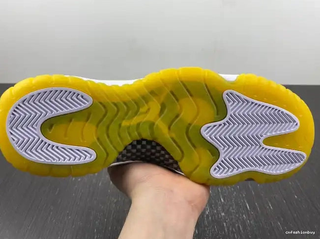 AH7860-107 11 Low WMNS Snakeskin Jordan Air Yellow 0705